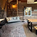 빌라 Elegant Lakeside House With Sauna & Jacuzzi
