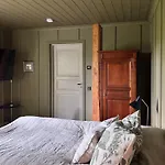 Elegant Lakeside House With Sauna & Jacuzzi * Lohja