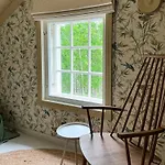 Elegant Lakeside House With Sauna & Jacuzzi 빌라 Lohja
