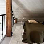 Elegant Lakeside House With Sauna & Jacuzzi Lohja