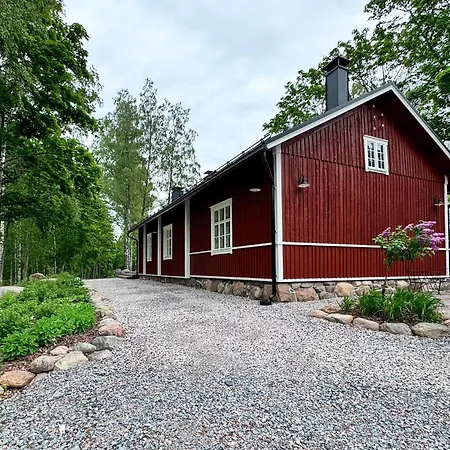 Elegant Lakeside House With Sauna & Jacuzzi Villa *