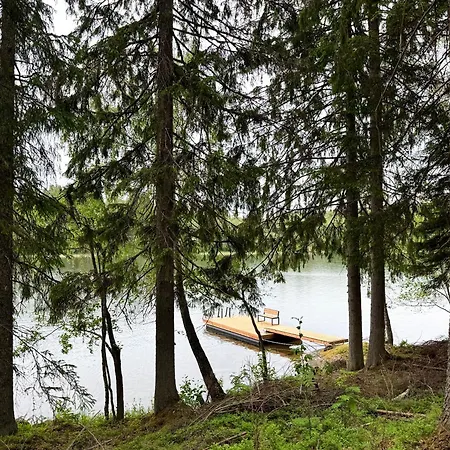 Elegant Lakeside House With Sauna & Jacuzzi Lohja