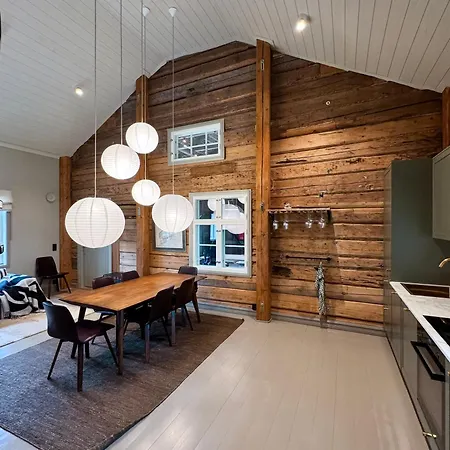 Willa Elegant Lakeside House With Sauna & Jacuzzi Lohja