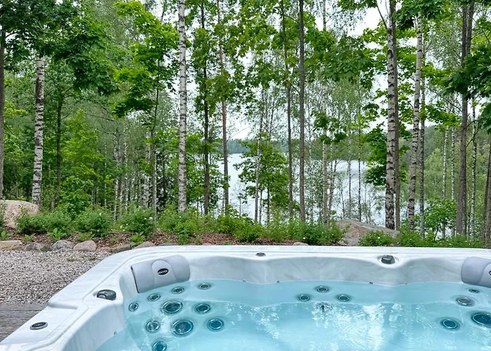 Elegant Lakeside House With Sauna & Jacuzzi Villa Lohja