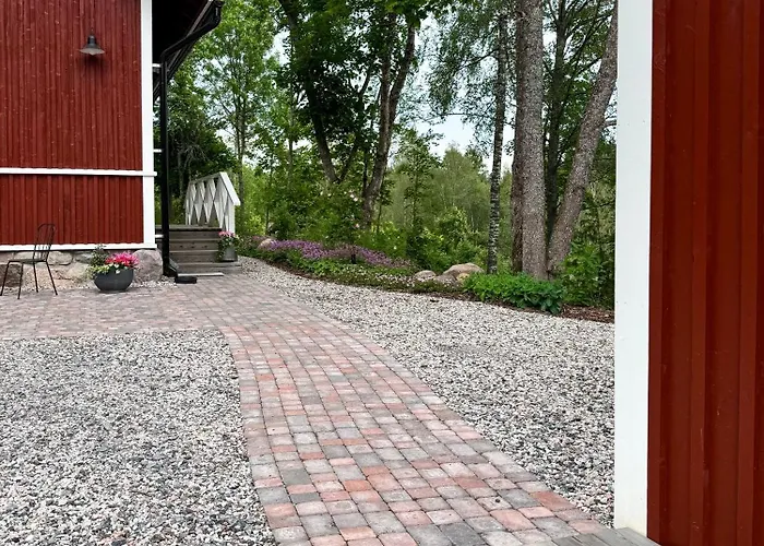 Elegant Lakeside House With Sauna & Jacuzzi Villa *