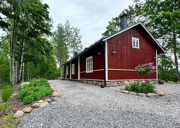 Elegant Lakeside House With Sauna & Jacuzzi Villa *