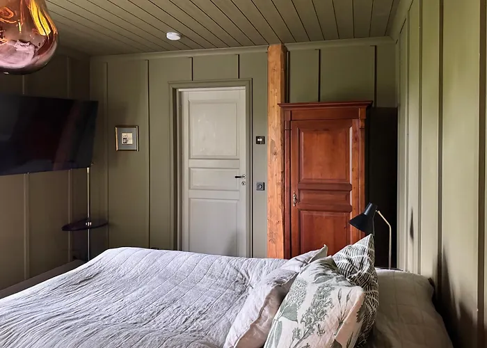 Elegant Lakeside House With Sauna & Jacuzzi * Lohja