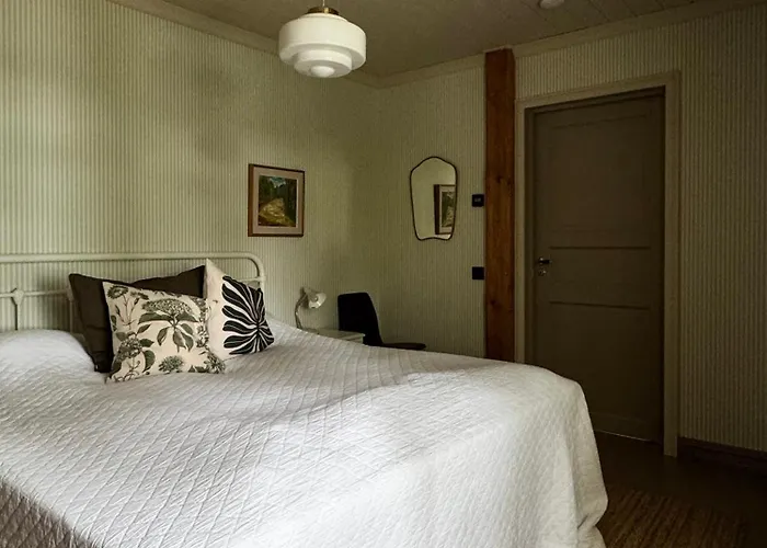 别墅 Elegant Lakeside House With Sauna & Jacuzzi Lohja