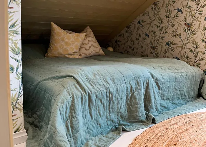 Elegant Lakeside House With Sauna & Jacuzzi * Lohja